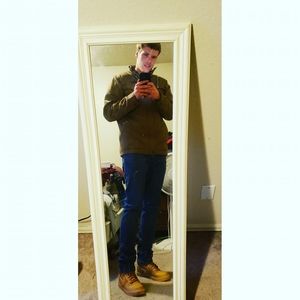 Meet your Posher, Justin